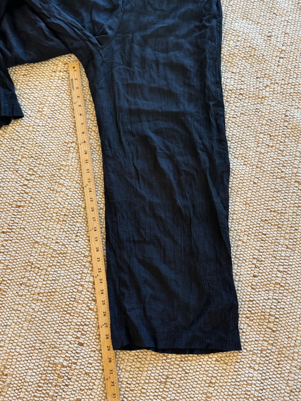 Abercrombie Black Crinkle Textured Wide Leg Pants Black Size Medium Long Tall - Picture 8 of 11